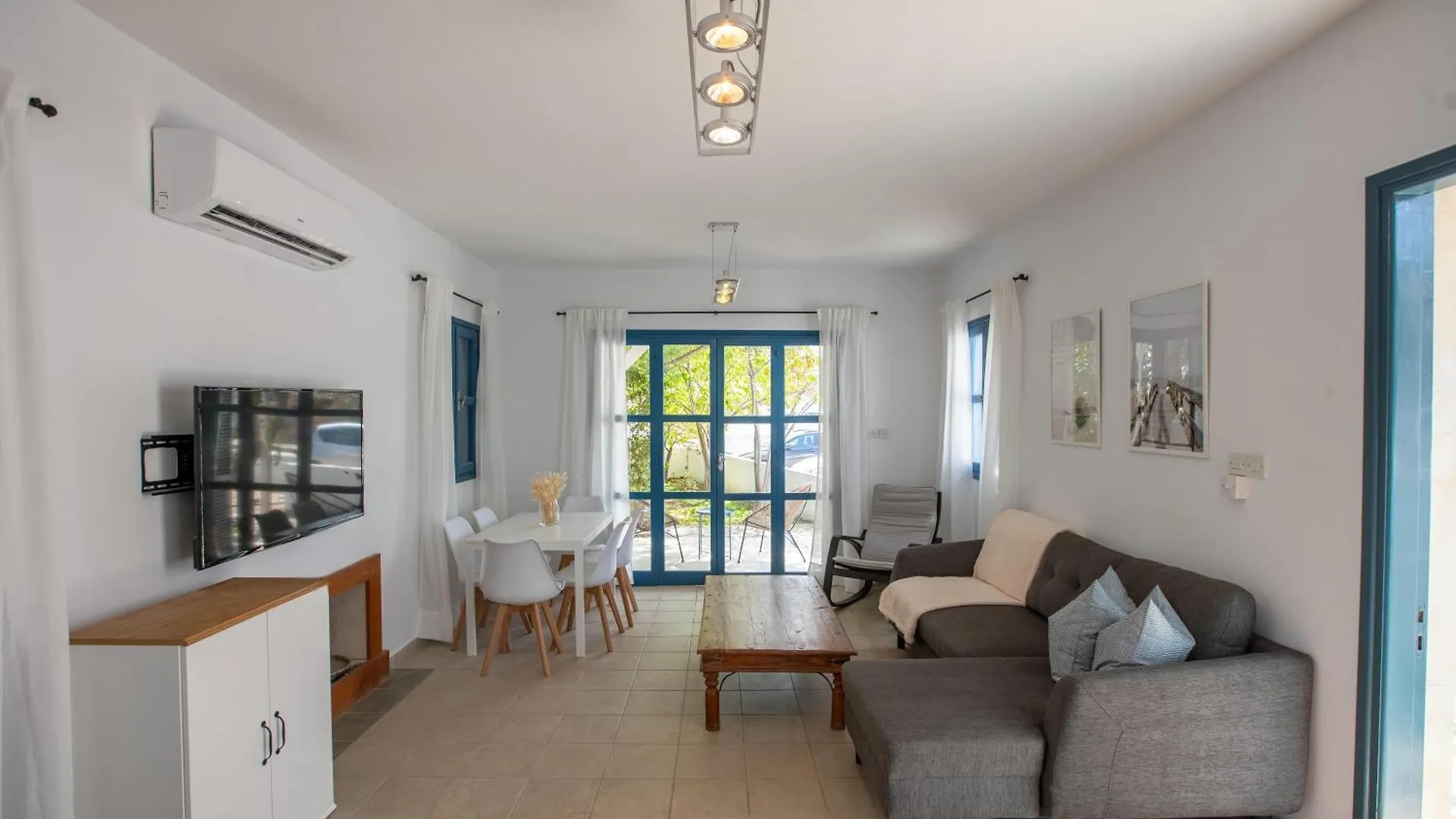 Villa Phaedrus Living: Sky Blue Residence Protaras Cyprus