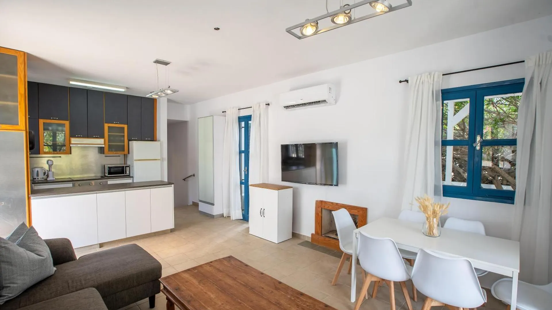 Phaedrus Living: Sky Blue Residence Protaras Villa