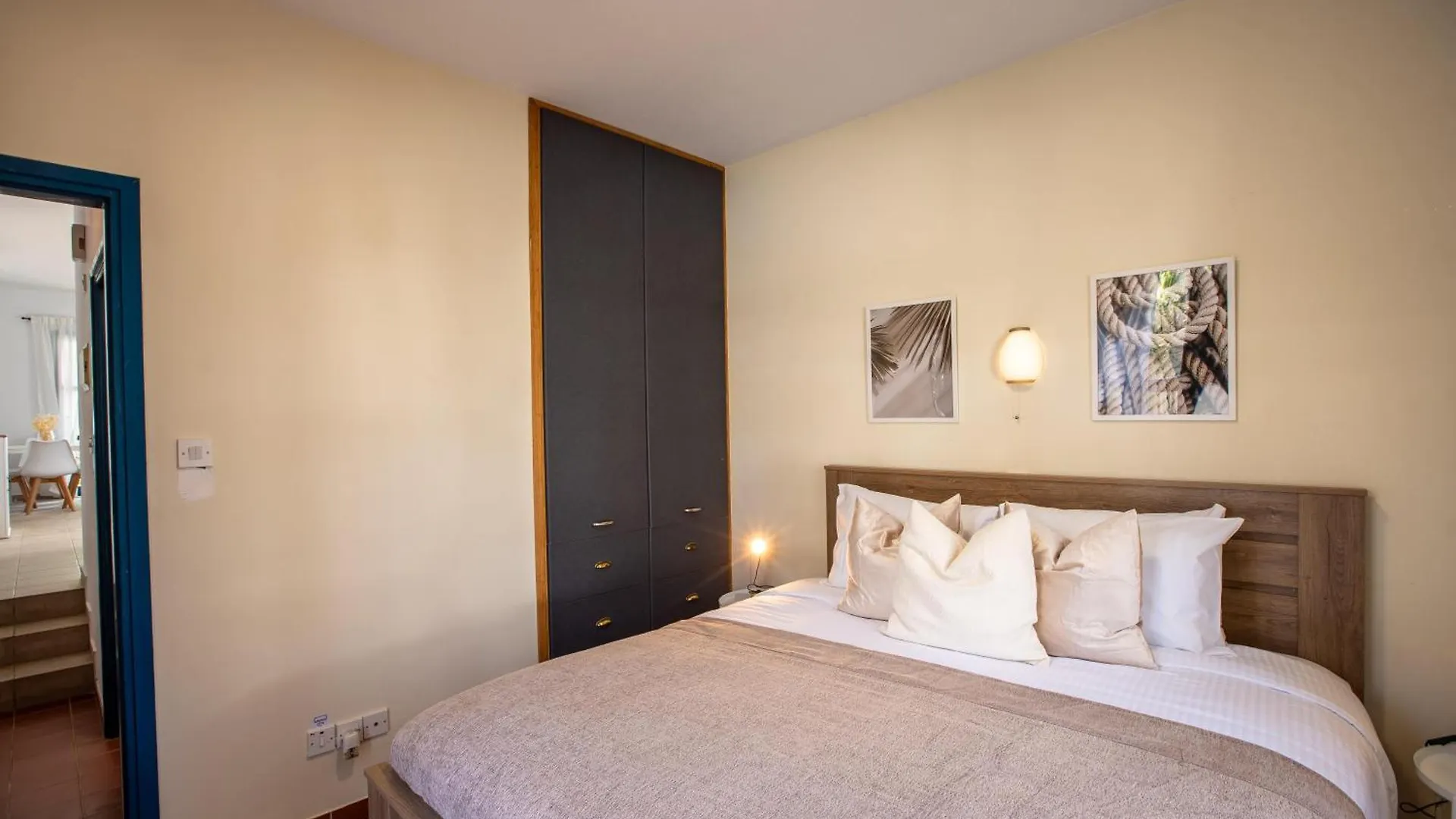 Villa Phaedrus Living: Sky Blue Residence Protaras